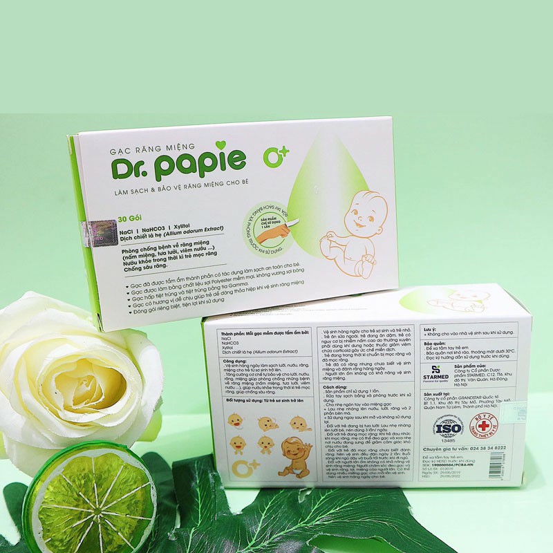 Gạc rơ lưỡi cho bé