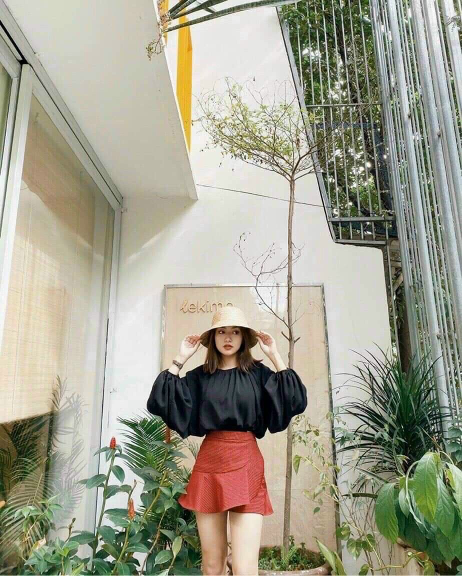 Áo kate cổ tròn vintage tay rộng cực xinh cho các cô nàng bánh bèo hot 2021