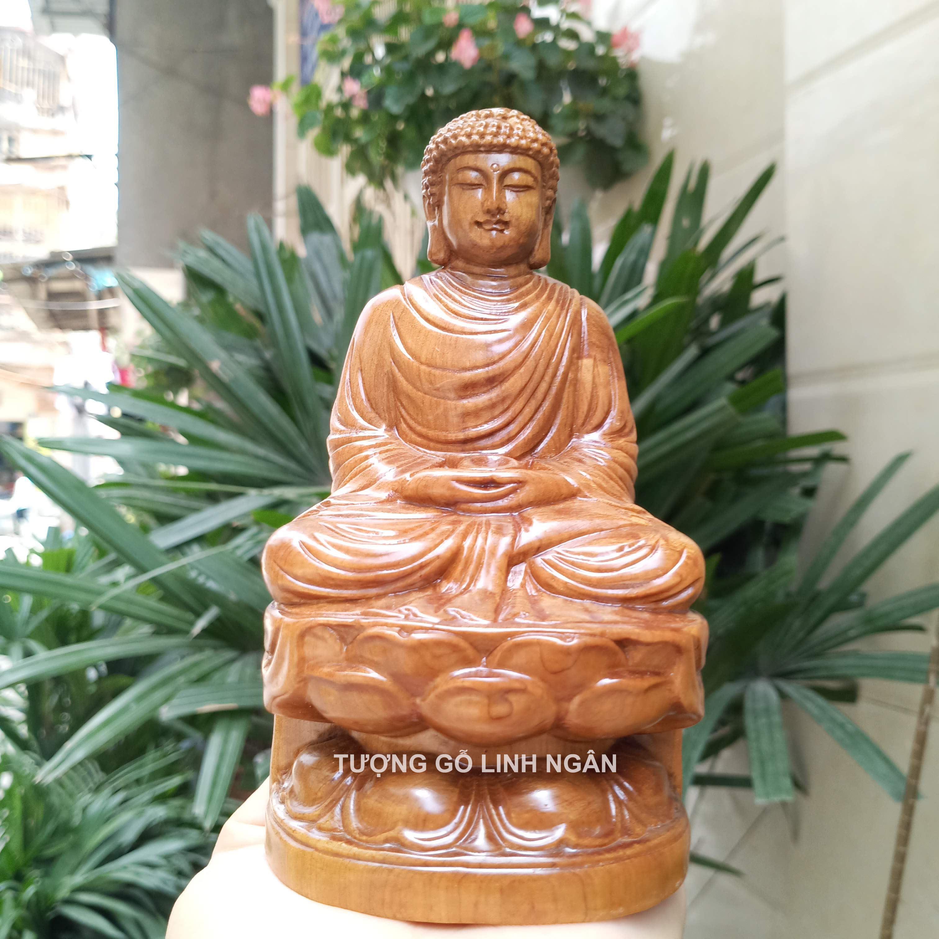 Tượng Phật thích ca (Cao 14.5, rộng 8, sâu 8 cm) gỗ bách xanh
