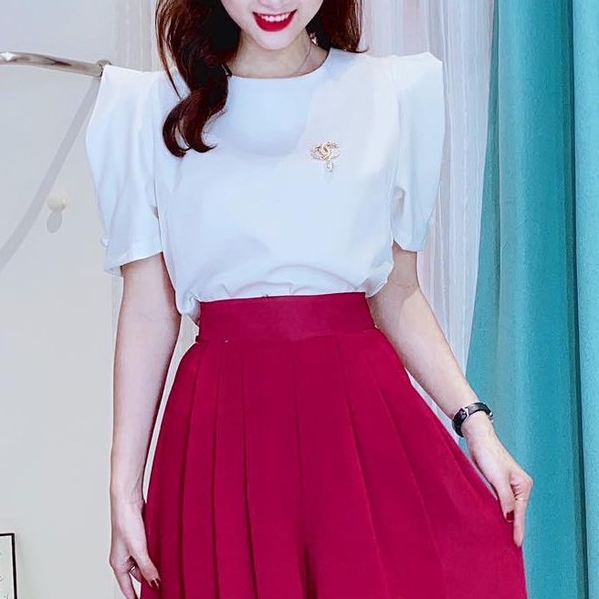 Áo kiểu công sở vải kate lụa vai nhọn CHUU A5507