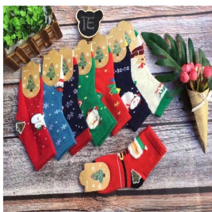 Vỉ 10 đôi tất Noel cổ cao cho bé
