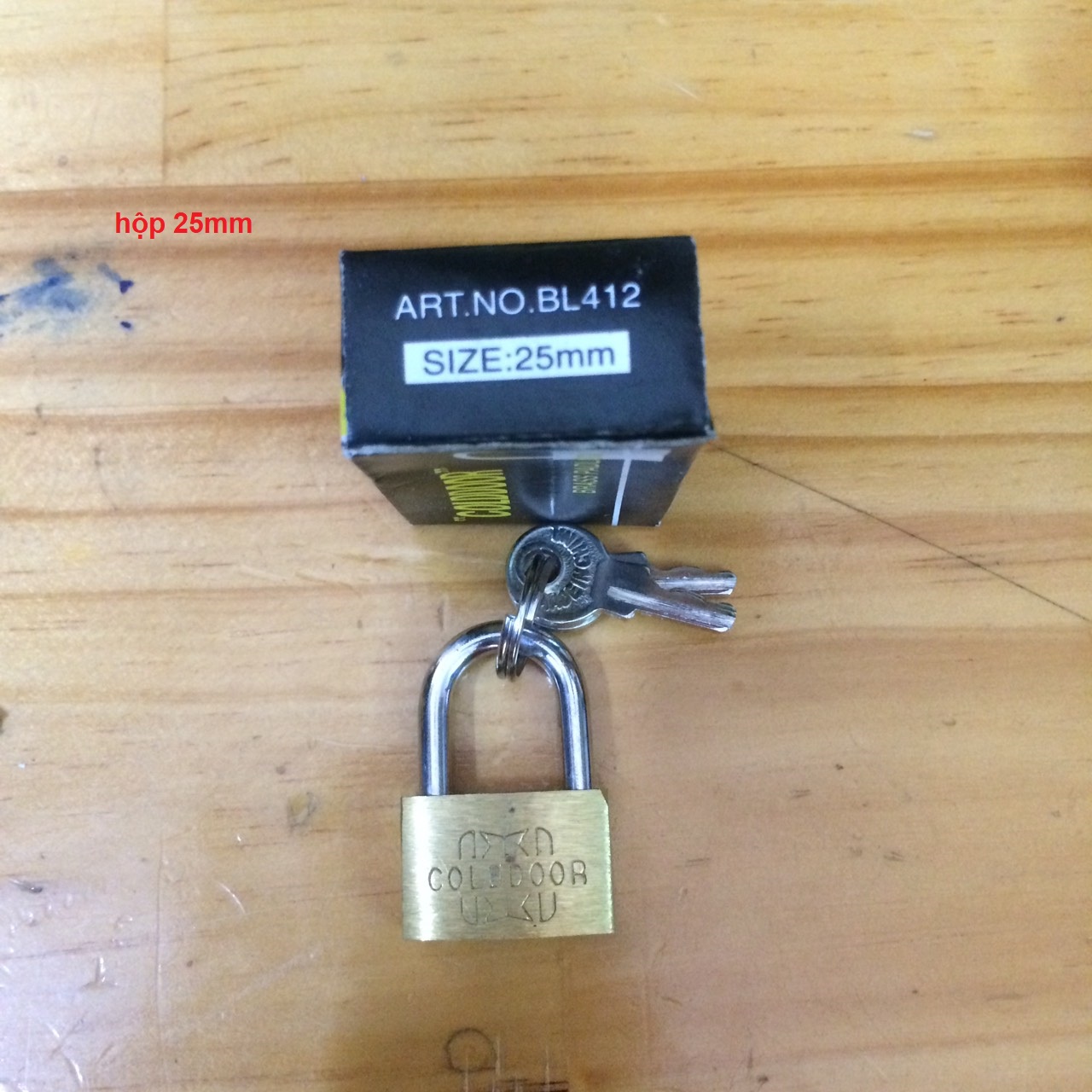 25mm or 20mm small padlock with keys, lock table cabinet and suitcase. Th107