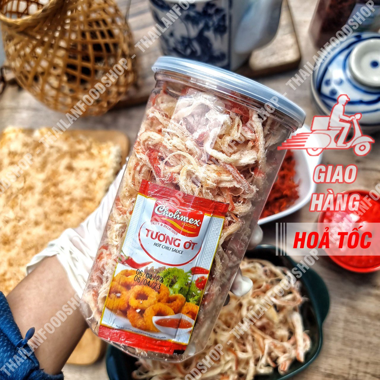 Khô Mực Xé Sợi Hấp Nước Dừa - Lon 300gr