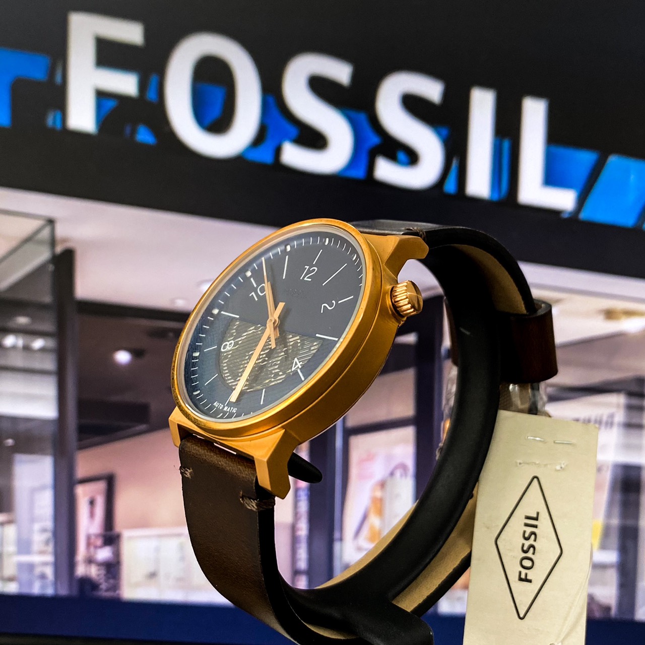 Đồng hồ Fossil lộ cơ đẹp hơn, giá rẻ hơn đang được ưa chuộng
