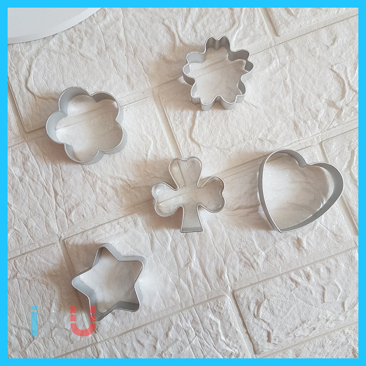 [HCM]HCM - Combo 5 khuôn cutter nhôm hình hoa mai hoa tuyết cỏ 4 lá trái tim và ngôi sao