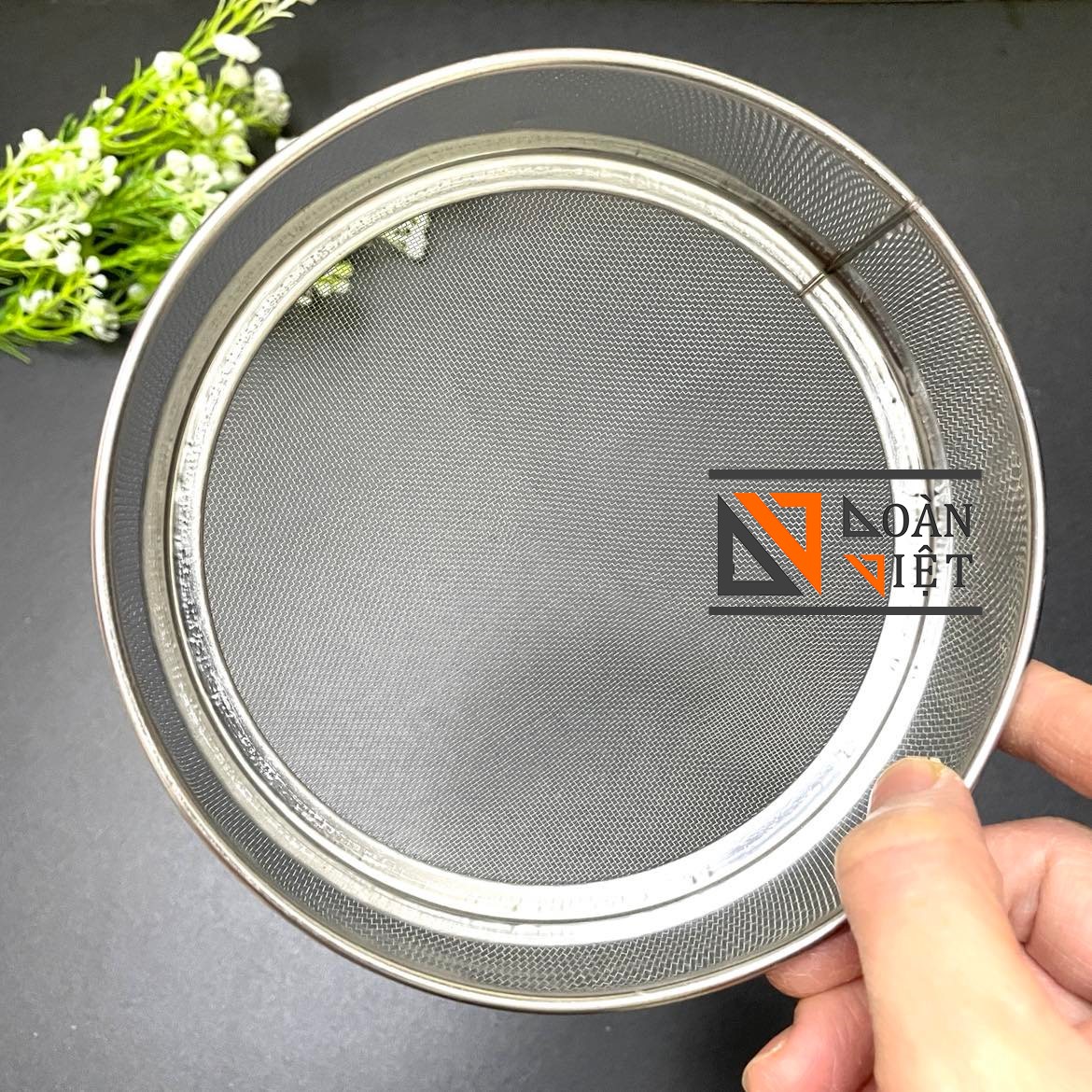 Dụng cụ RẮC CACAO, RÂY BỘT INOX loại nhỏ 14,5cm - Dụng cụ làm bánh lưới khít, pha chế vợt lược rau má, lược dừa, rắc Ca cao