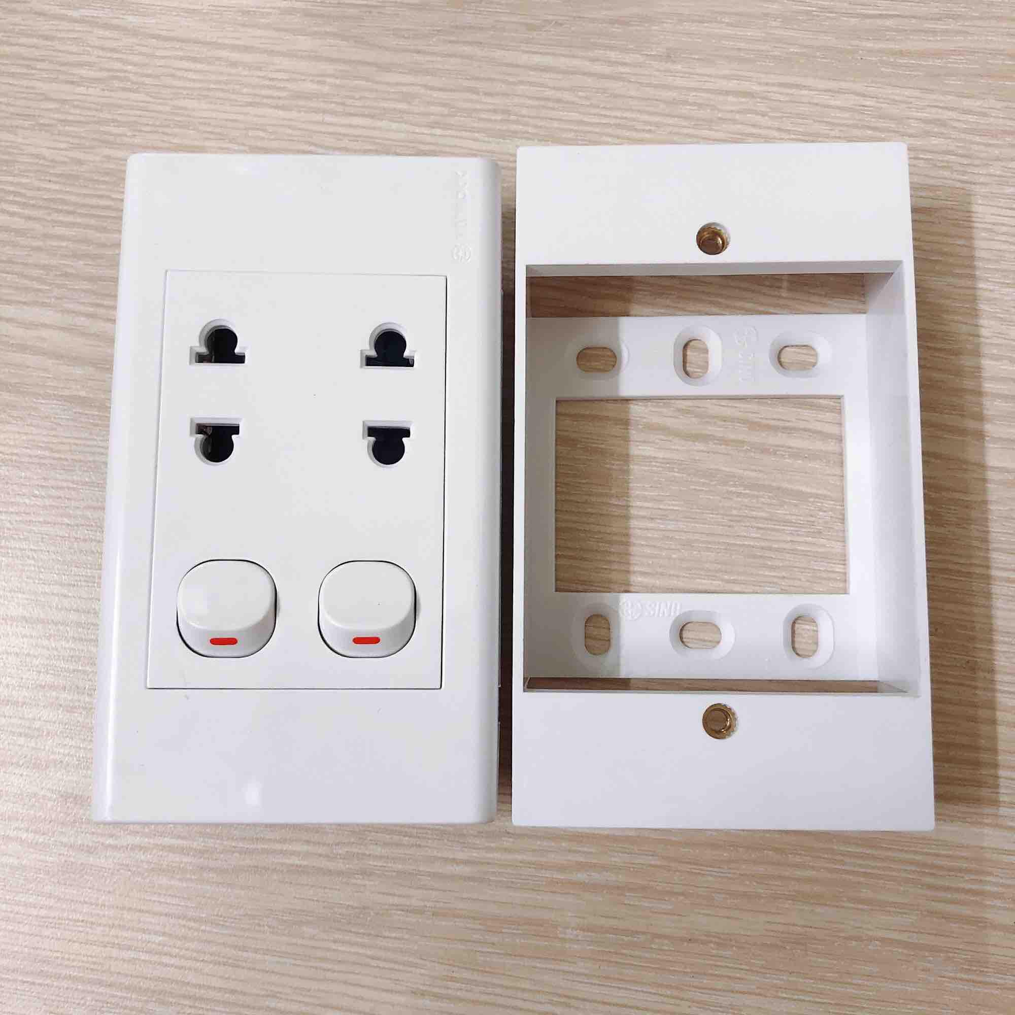 [HCM]Combo ổ cắm 2+2 lỗ  công tắc đế nổi SINO