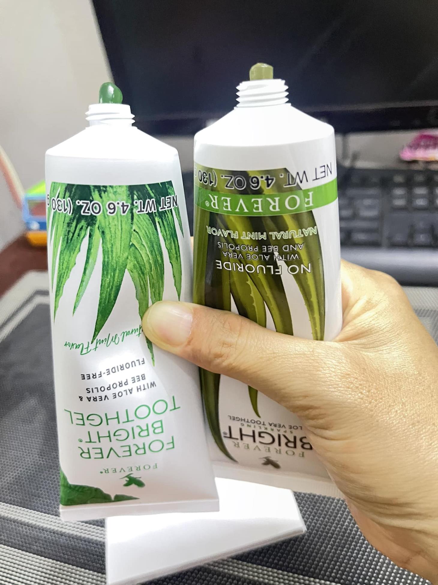 ( Mẫu Mới ) Kem đánh răng lô hội Bright Toothgel 028 flp