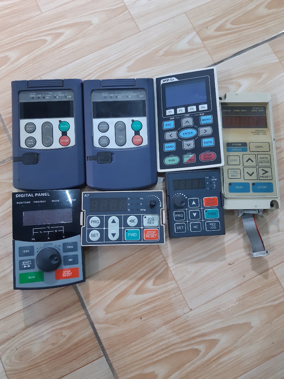 Màn Hình Biến Tần Delta B VFD-PU01