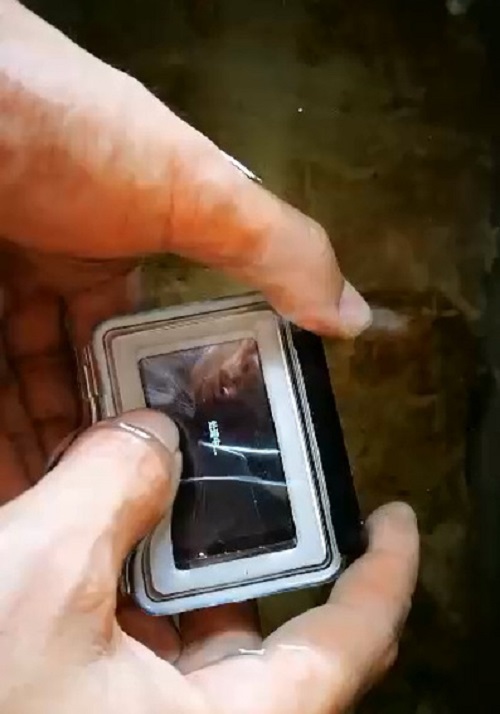 Vỏ chống nước Xiaomi Yi 4K Action có cảm ứng