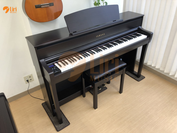 Đàn Piano Yamaha CLP 675 | LiRi Music