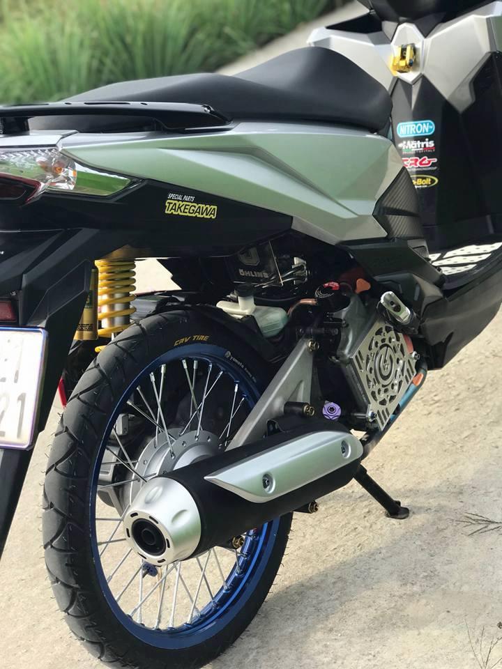 CHỤP ĐÍCH PÔ TRANG TRÍ CHO VARIO, CLICK 150CC (2015-2017)