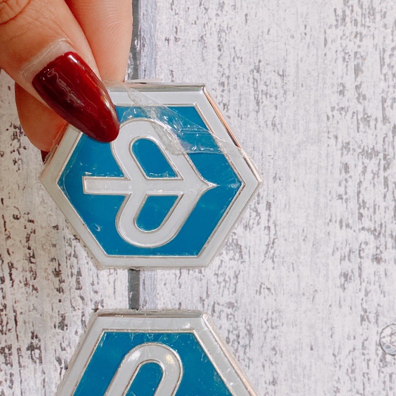 Logo mặt nạ xe Vespa Piaggio chấu gài