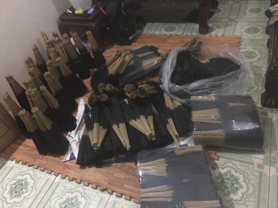 Hương đen làng Chóa (100 nén 40cm_ se tay )
