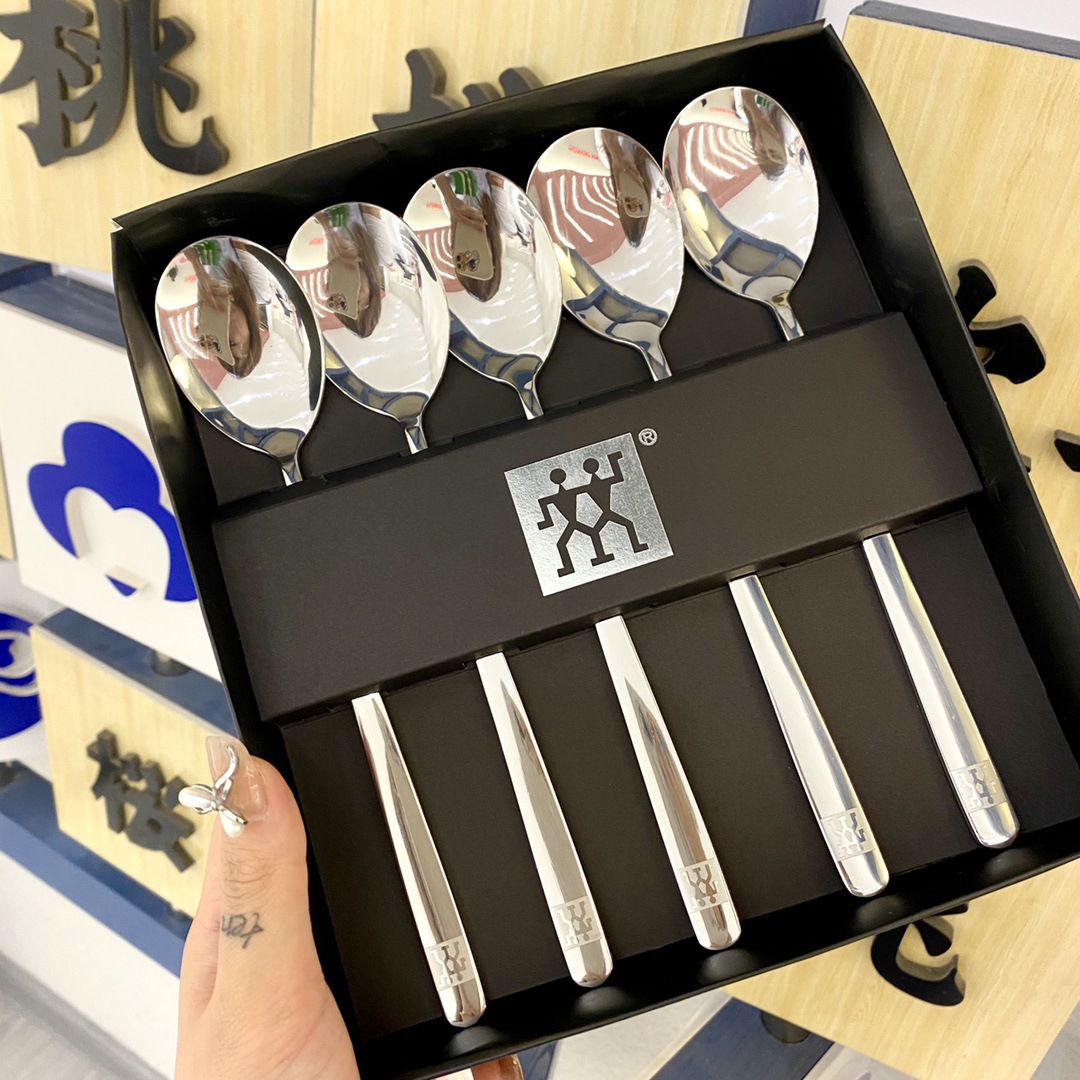 Hộp 5 chiếc thìa inox cao cấp sáng bóng chuôi dài cao cấp, sét 5 chiếc thìa inox cực đẹp, thìa ăn dặm,thìa uống cafe, thìa dĩa để bàn, quà tặng, sét 5 thìa inox hàng đẹp
