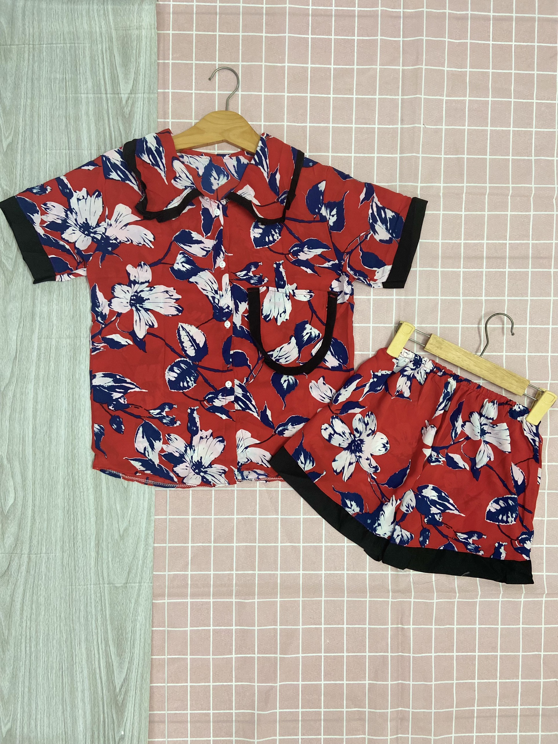 Đồ Bộ Đùi Pijama Vải Lụa Kiểu Mango Siêu Mềm Họa Tiết Trẻ Trung Freesize từ 48-60KG