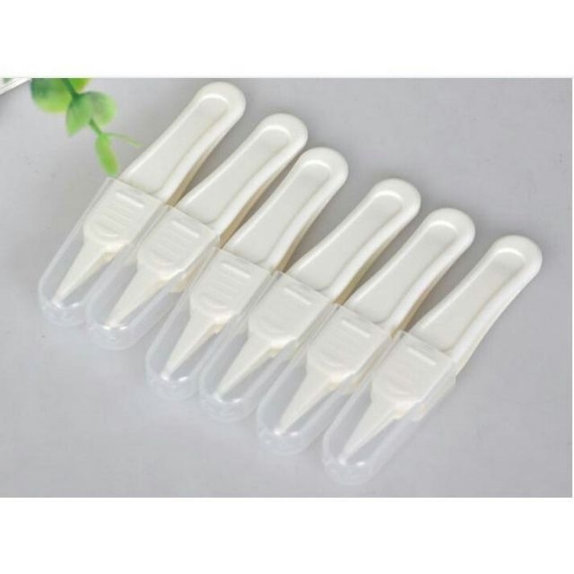 Nhíp / Dụng Cụ Gắp Rỉ Mũi Cho Bé