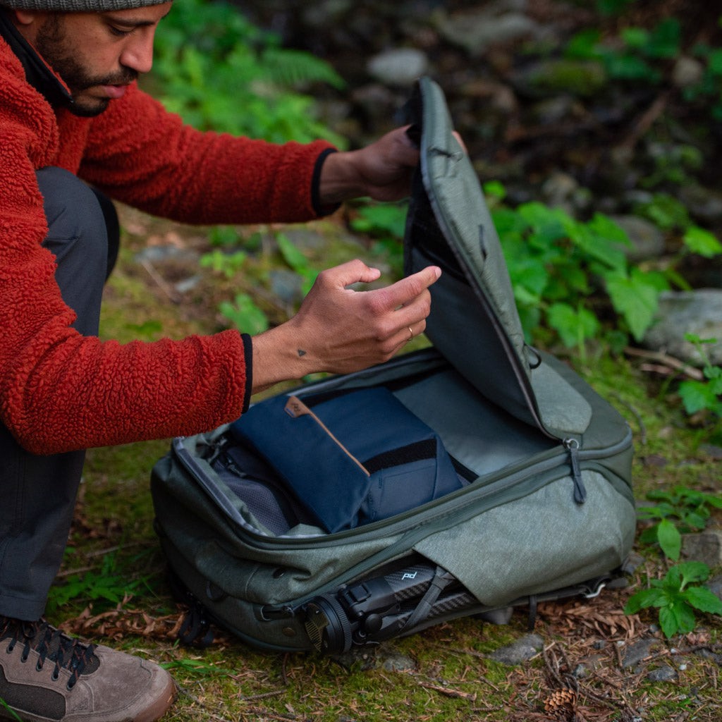 Túi đeo chéo Peak Design Field Pouch