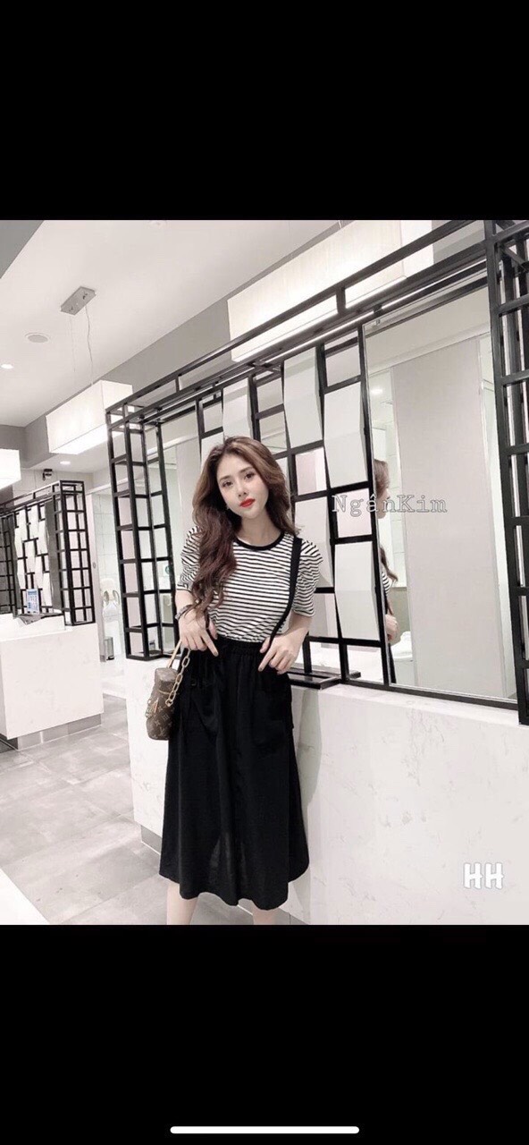 Set đầm yếm đen kèm áo