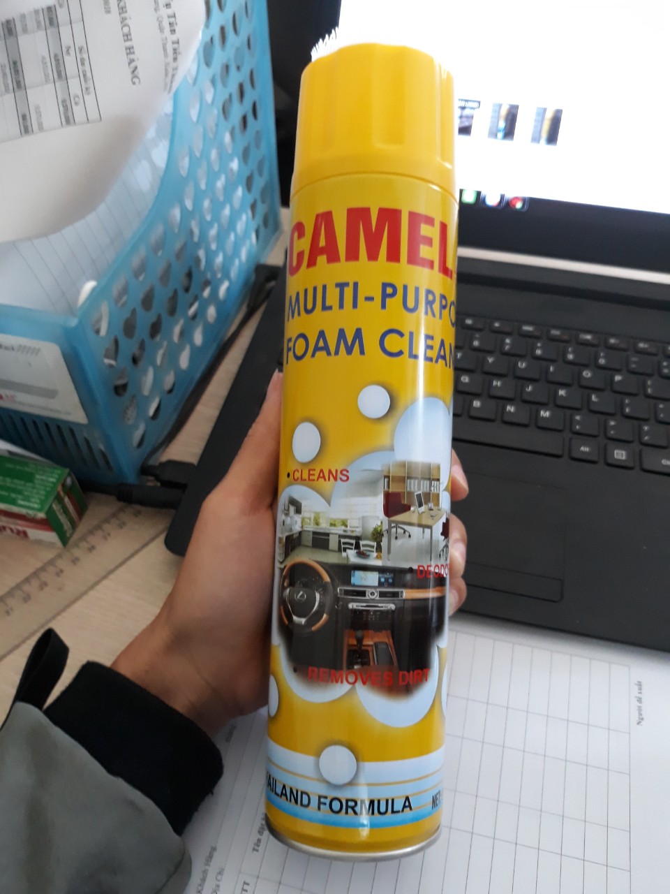 Chai xịt bọt vệ sinh đa năng Camel