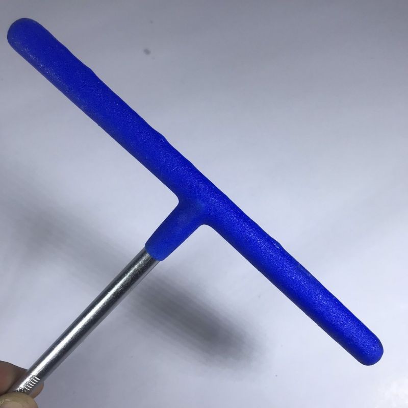 Tuýt chữ Tê