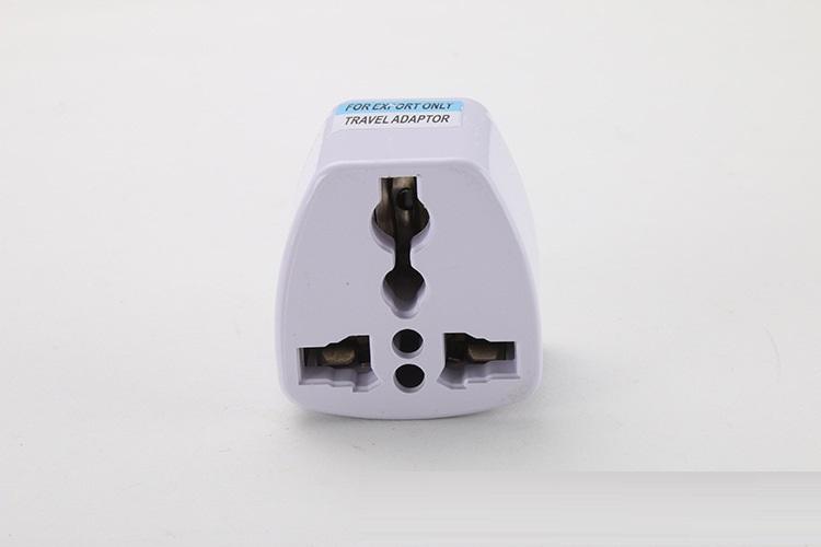 Đầu chuyển đổi ổ cắm 3 chấu sang 2 chấu (Tròn)