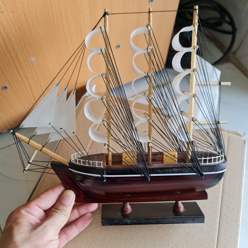 Thuyền Buồm bằng gỗ mini nhiều Size