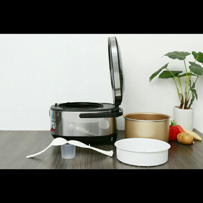 Nồi cơm điện tử Sunhouse mama 1.8 lít SHD8903