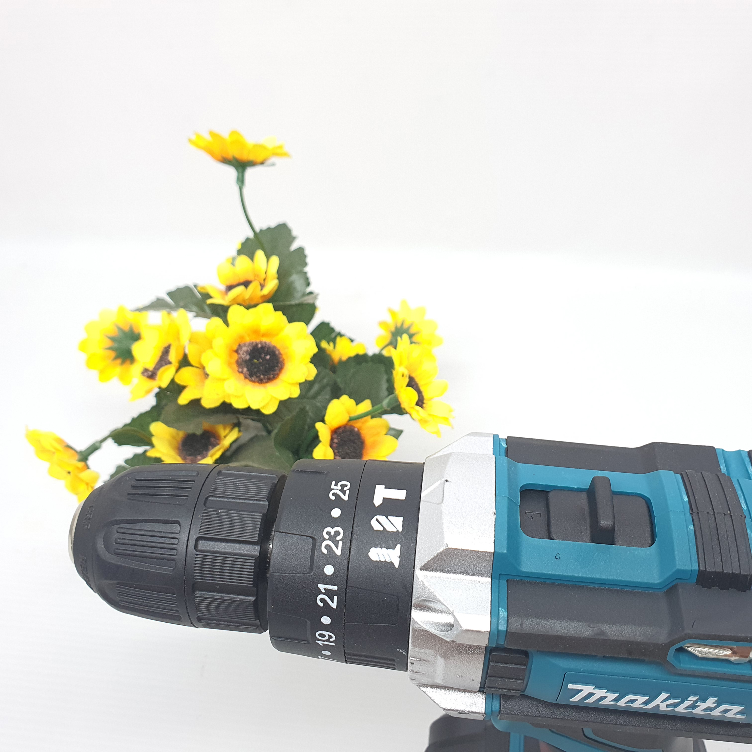 máy vặn vít pin 99V - MAKITA DF331D