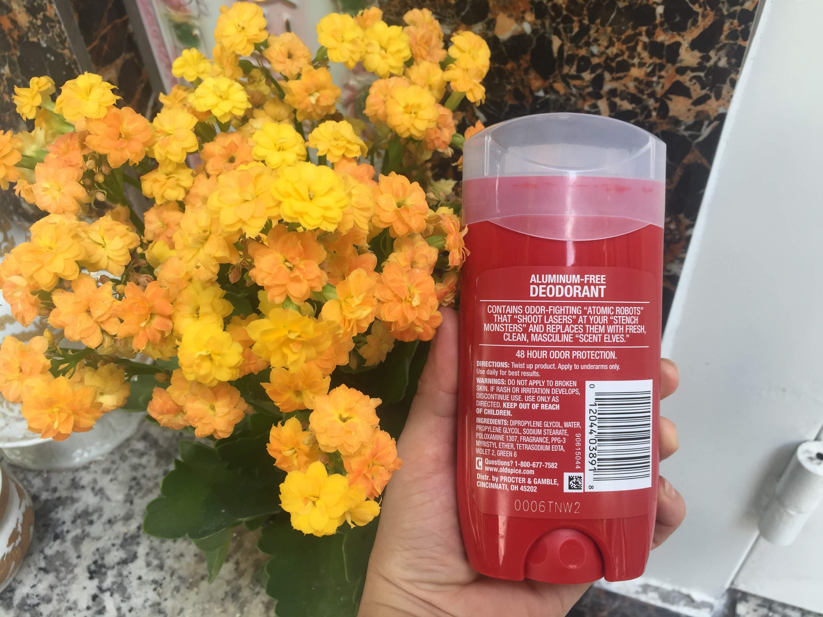 1 tuýp sáp lăn nách Mỹ Old Spice 85 gam