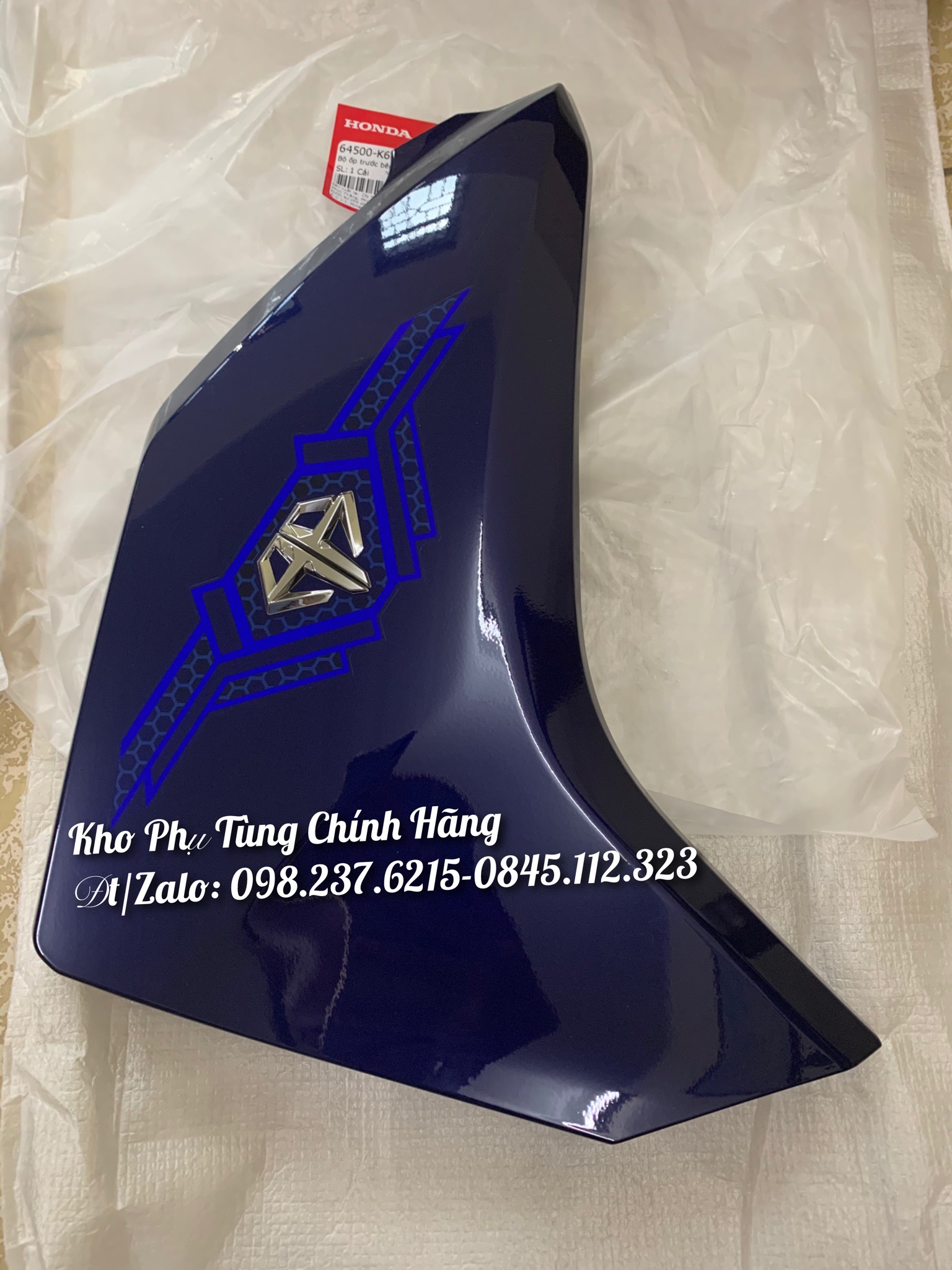 Bộ ốp yếm phải HONDA Air Blade 125cc đời 2017-2018