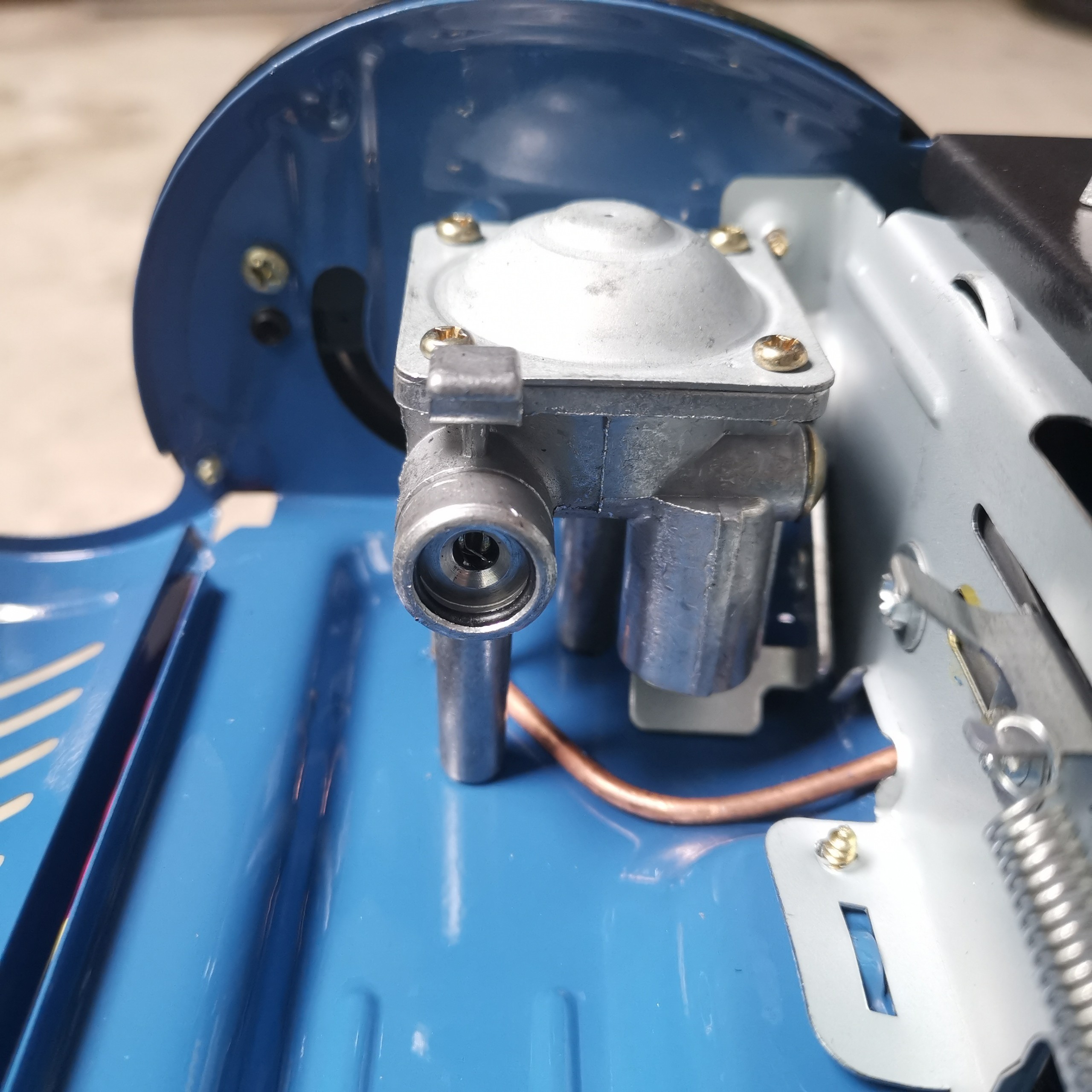 Bếp Gas Mini du Lịch Rémaben 979S Rẻ - Bền ( Màu Ngẩu Nhiên )