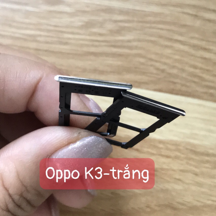 Khay Sim thay thế Oppo K3