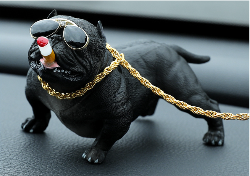 Chó bully trang trí ô tô