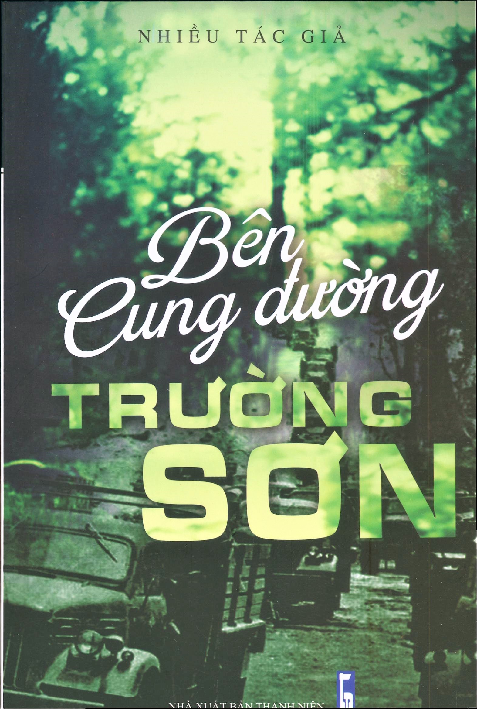 Bên Cung Đường Trường Sơn