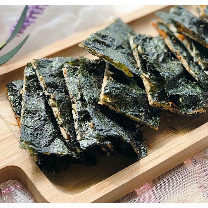 Bánh Rong Biển Kẹp Hạt 250Gr