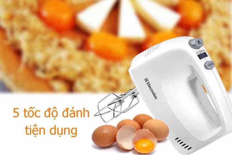 Giá bán Máy đánh trứng Electrolux EHM3407 450w 5tốc độ