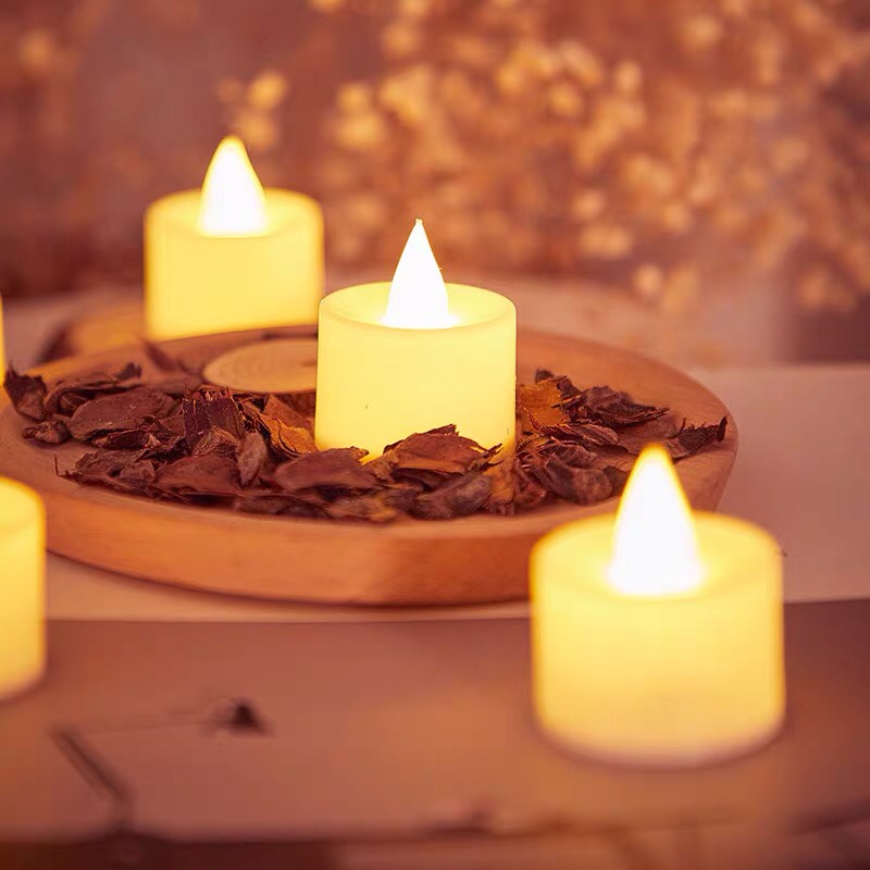 Nến điện tử LED mini kèm sẵn pin trang trí