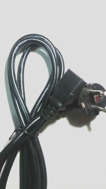 Dây nguồn 3 lổ ghim1M5