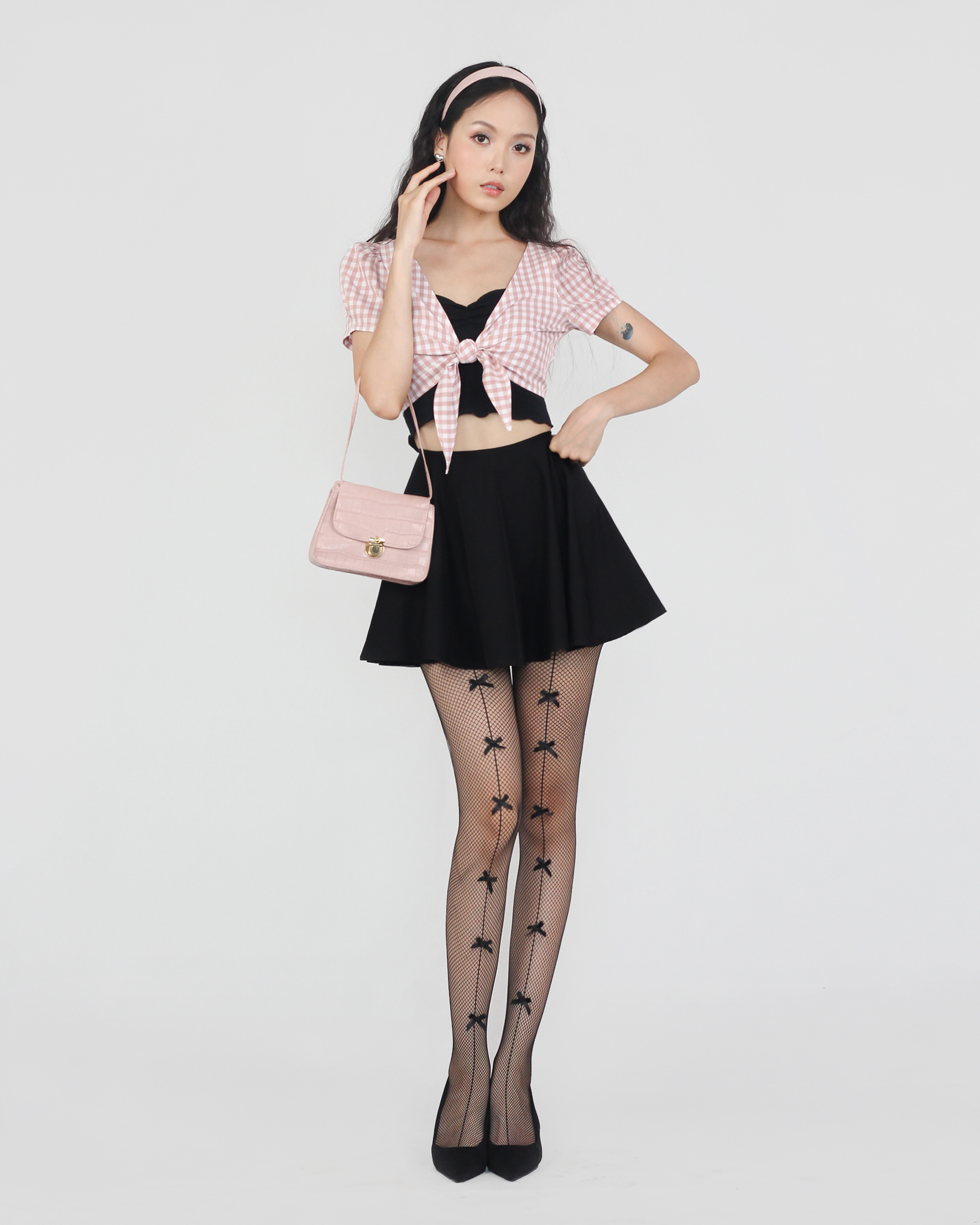 DALLA Áo croptop cột nơ caro (AC01)