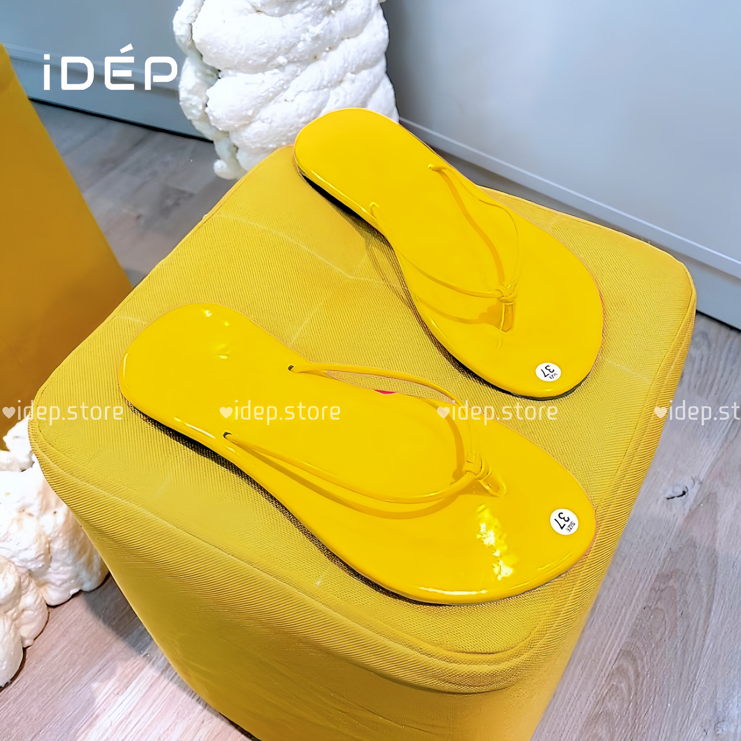 Dép kẹp cọng chỉ quai mảnh da bóng nhiều màu đi biển mùa hè DL039 - iDép Store (10 màu)