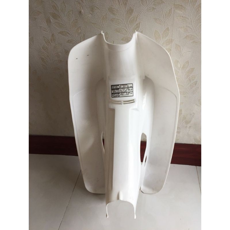 Bửng xe cup 82 .yếm xe cúp 82 DD Đời đầu - hàng liên doanh cao cấp