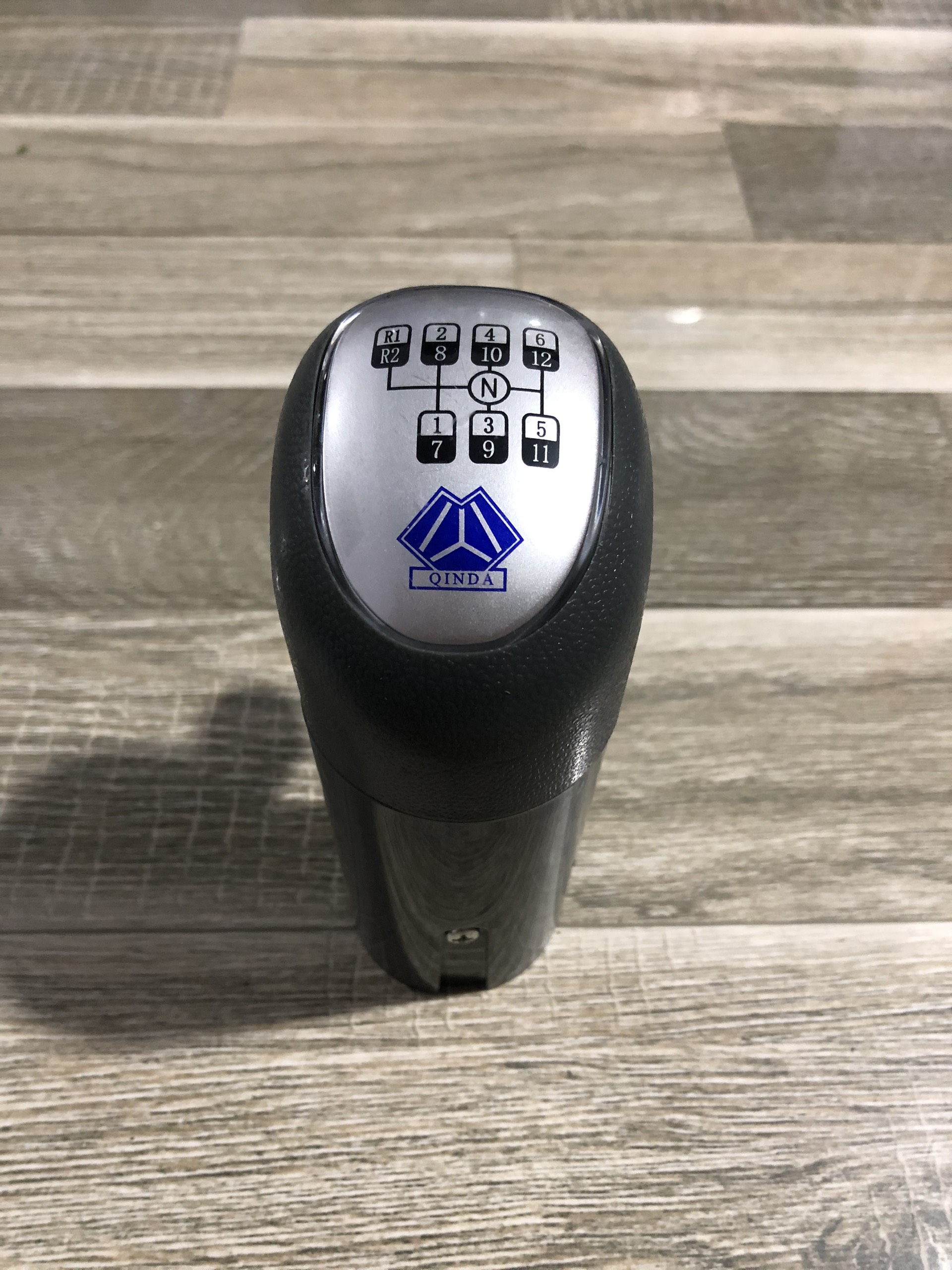 Đấm số HW 12 số phi 10 đấm số dùng cho xe ô tô howo xe con