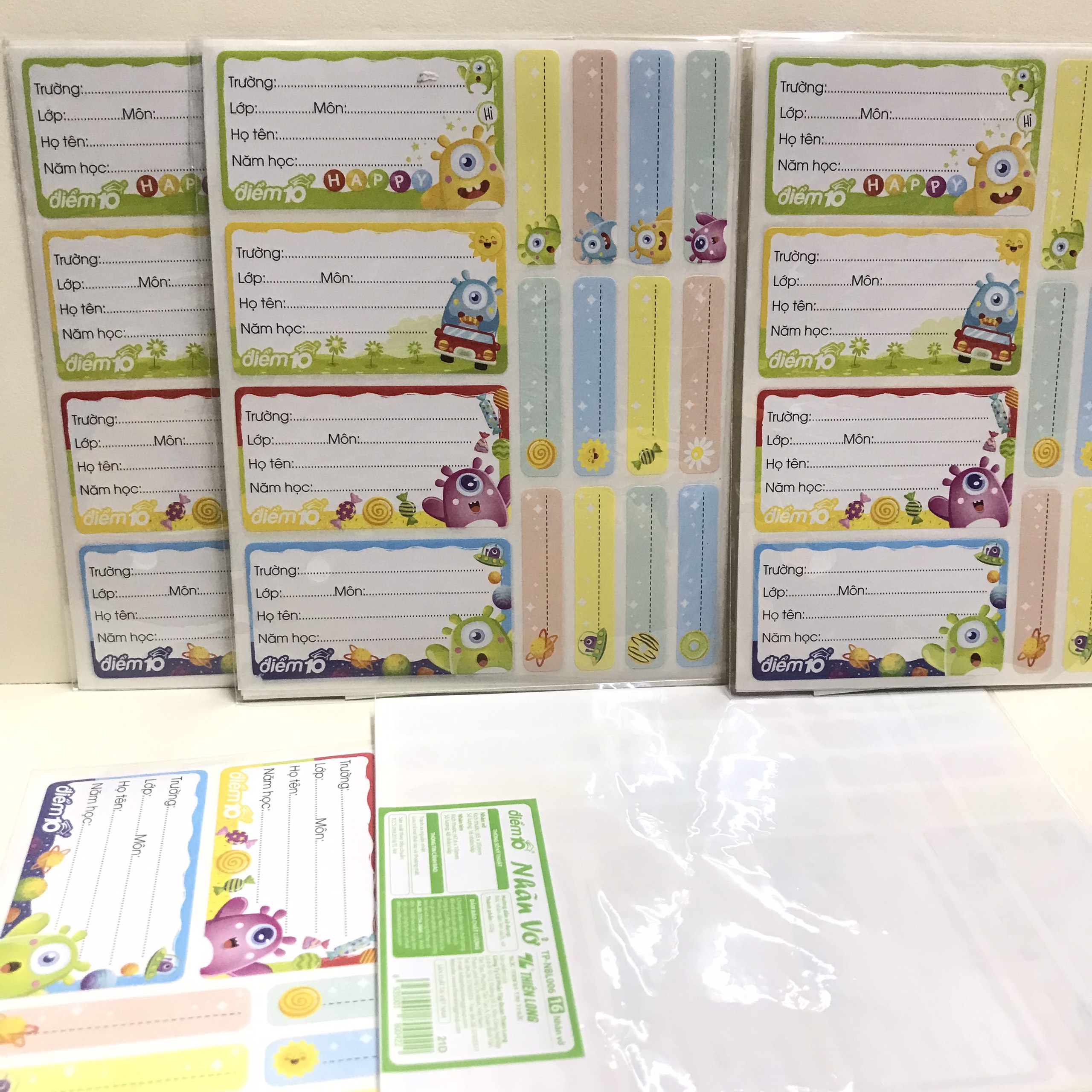 Combo 2 tập Nhãn vở Thiên Long điểm 10 TP-NBL006 (32 nhãn/2 tập)