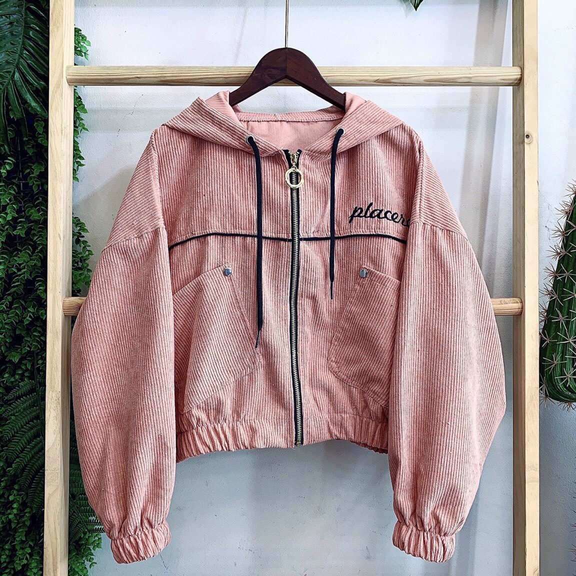 •	THỜI TRANG ÁO KHOÁC NHUNG TĂM KIỂU CÁNH DƠI LỬNG DÀNH CHO NỮ, from chuẩn, không xù, thấm hút mồ hôi tốt