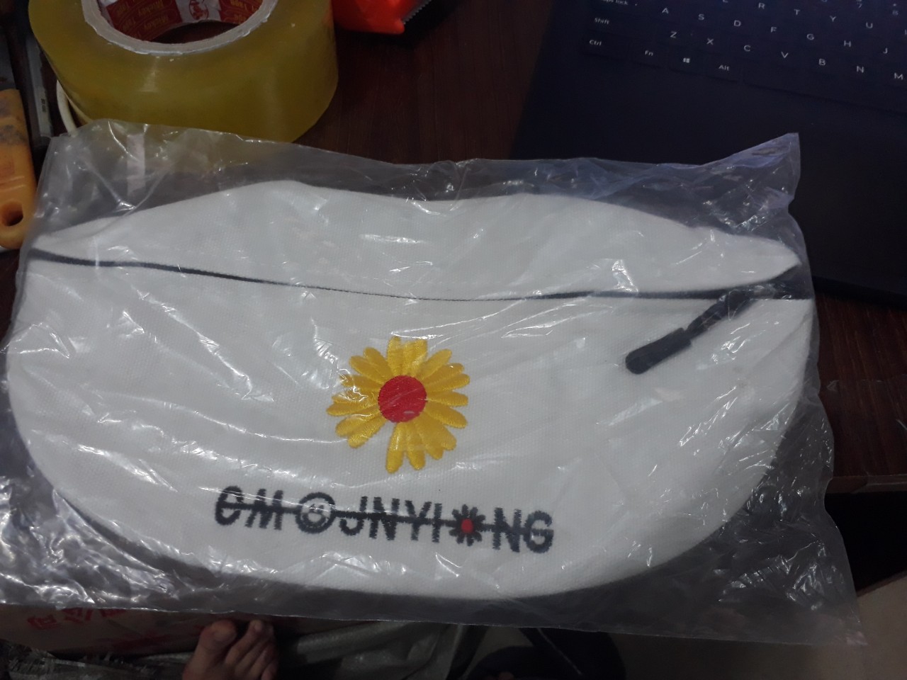 Túi bao tử hoa cúc đẹp giá rẻ
