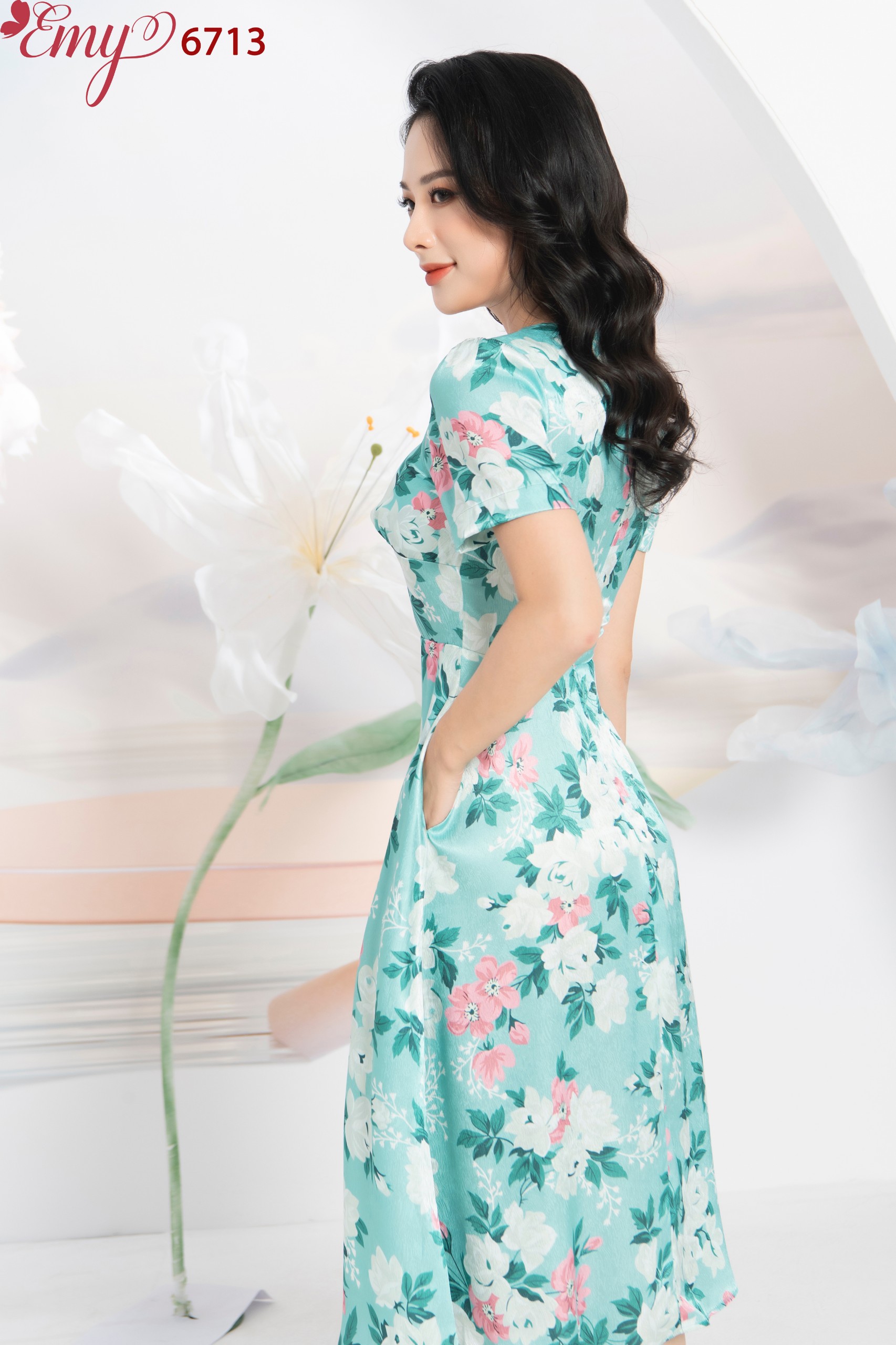 Đầm EMY EM6713  Xoè Nhún Cúp Ngực