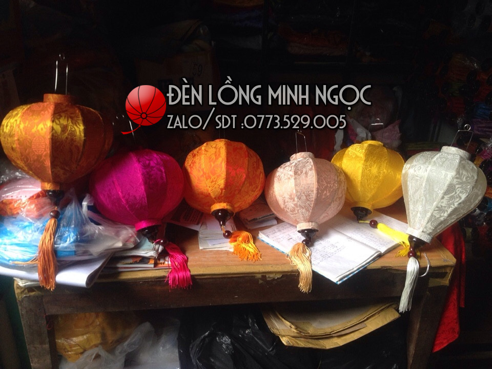Đèn lồng Hội An kiểu tròn 30cm