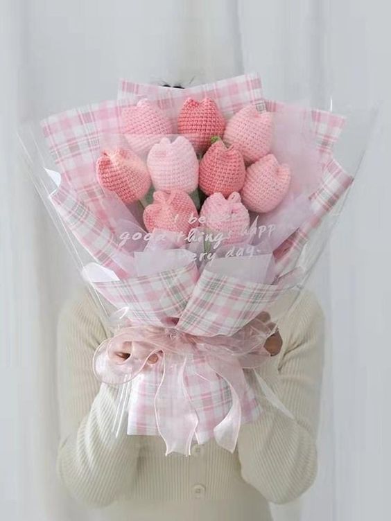 Hoa tulip tròn bằng len handmade (1 bông)