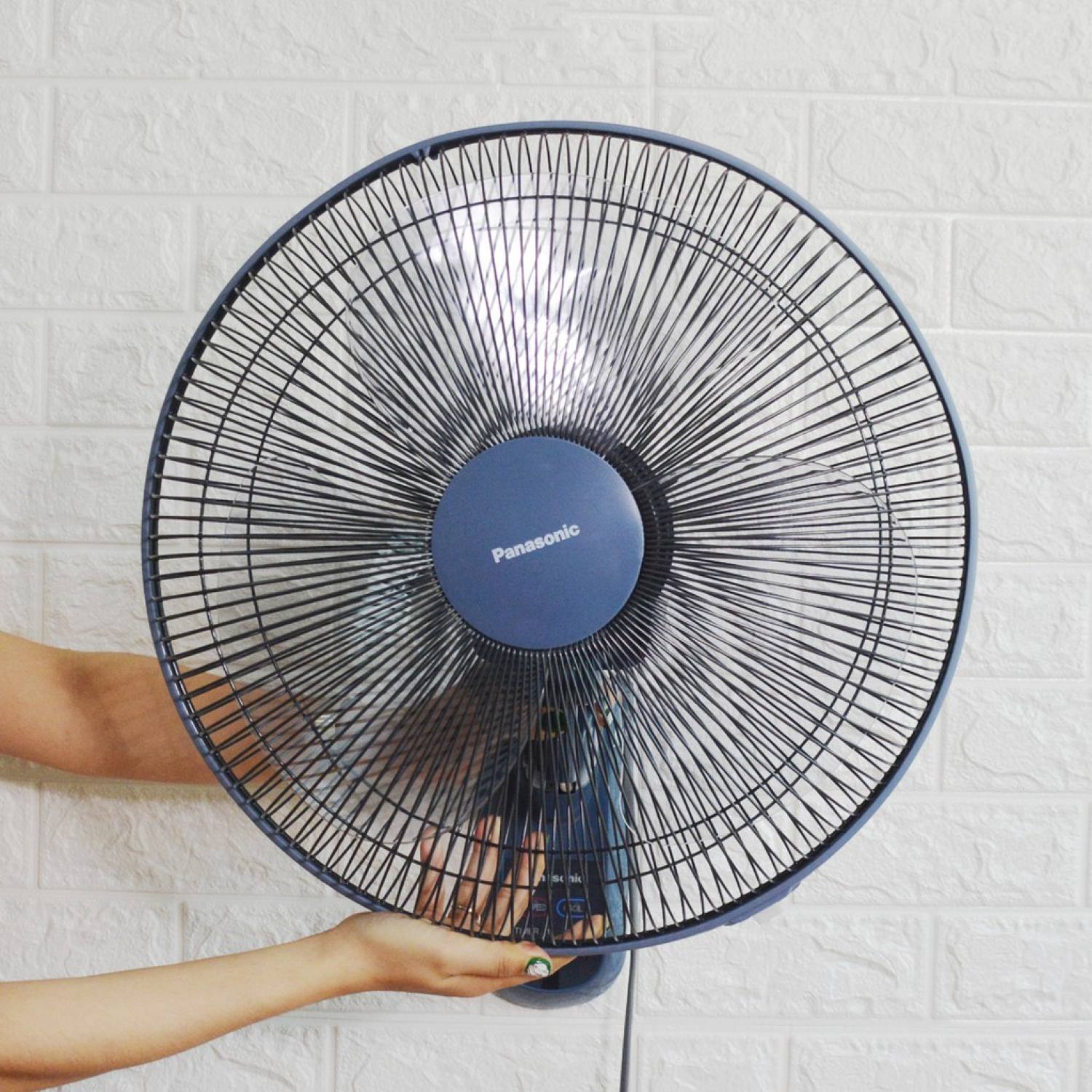 [🚀Grab: hoả tốc 1h🚀] Quạt treo tường Panasonic F-409M (có điều khiển)